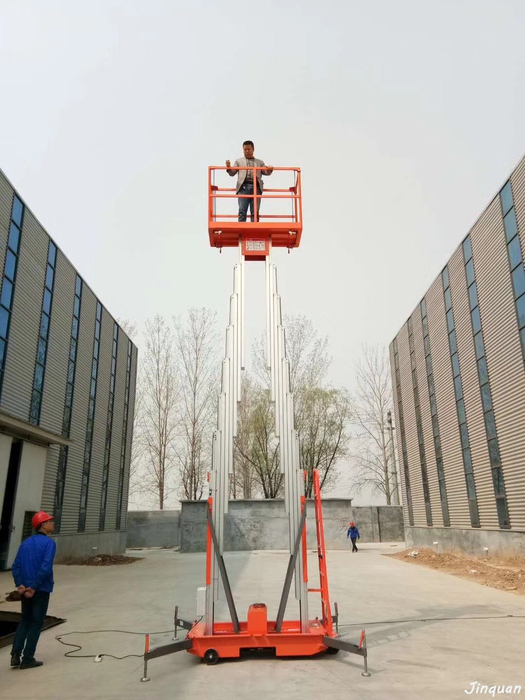 双柱铝合金升降机